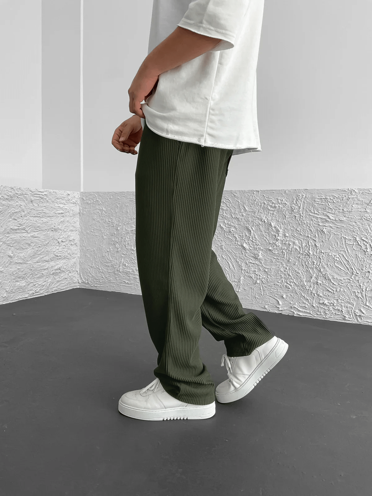 Pantalon côtelé coupe décontractée - Cotty Milano