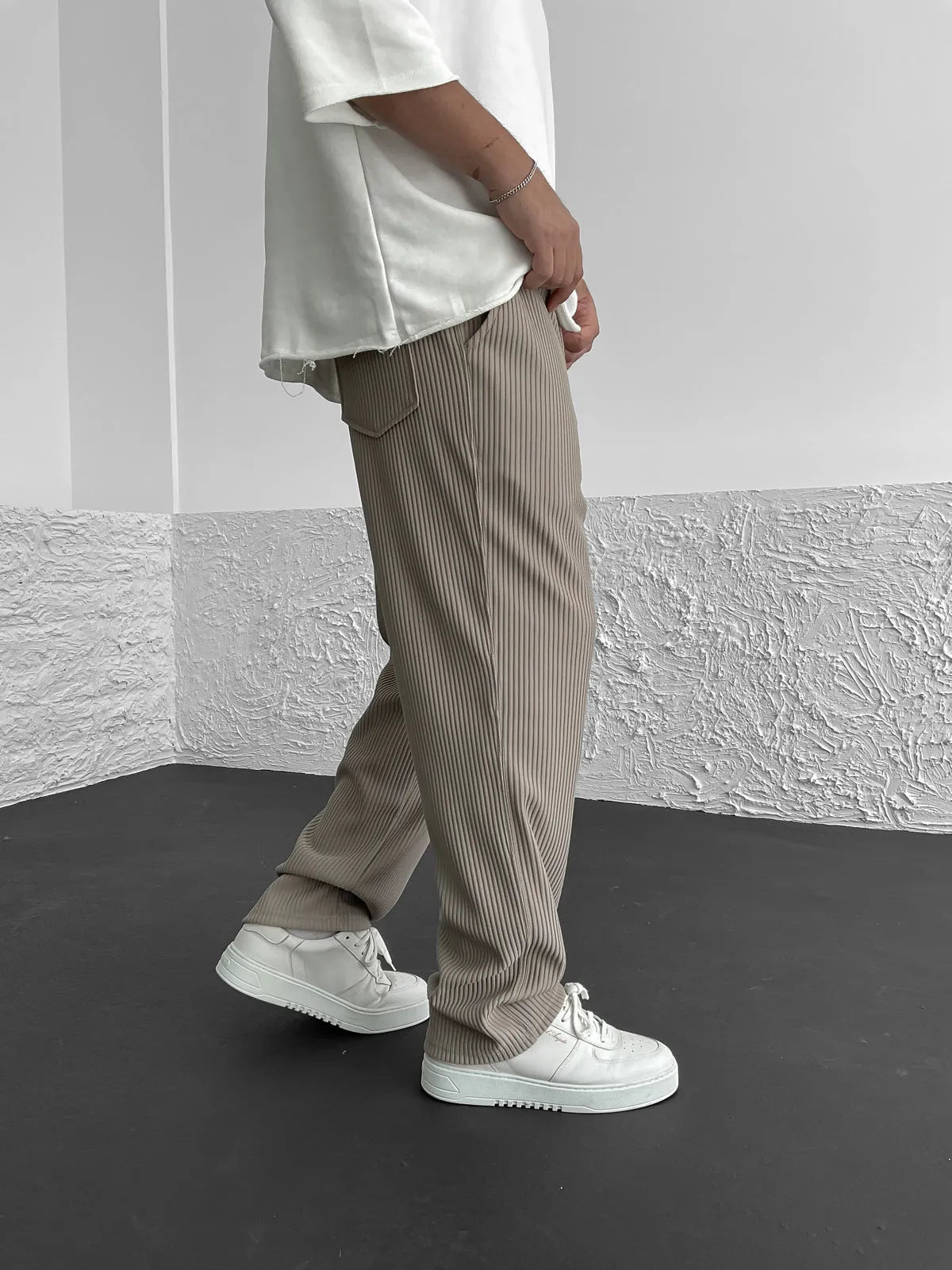 Pantalon côtelé coupe décontractée - Cotty Milano